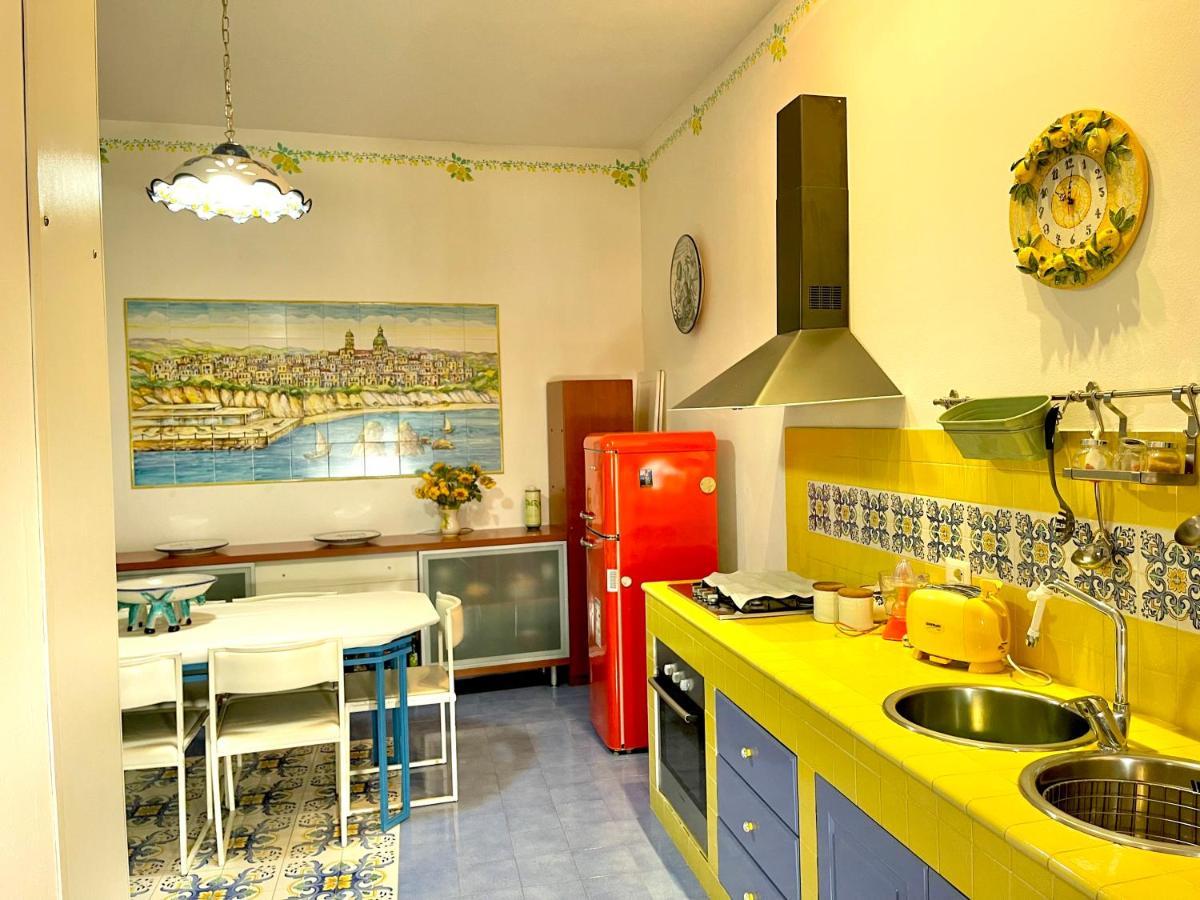 דירות Vietri La Finestra Sul Duomo, Amalfi Coast מראה חיצוני תמונה