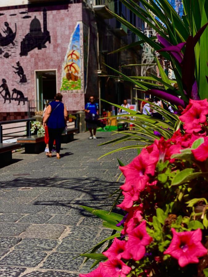 דירות Vietri La Finestra Sul Duomo, Amalfi Coast מראה חיצוני תמונה